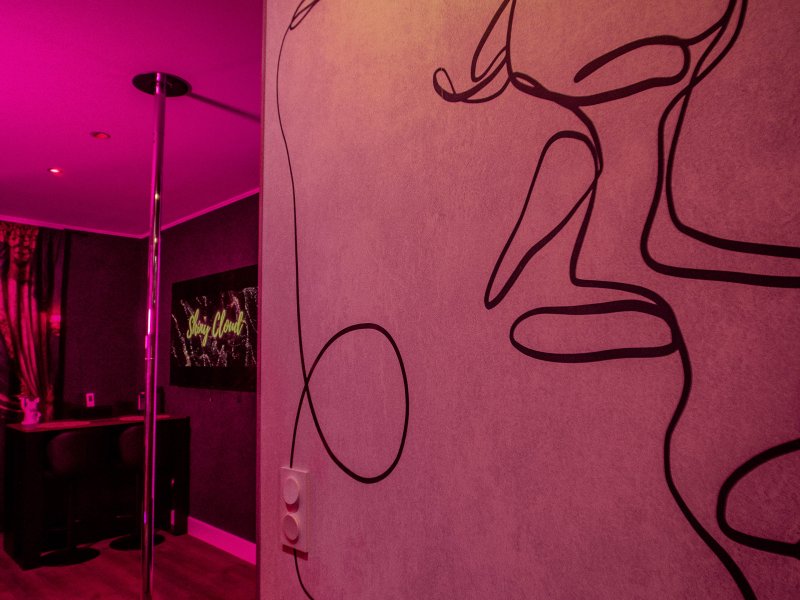 Photo Shiny Cloud_Love Room