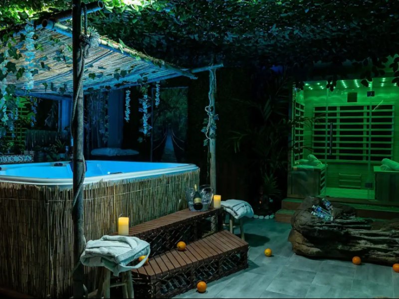 Photo Suite Tropical Spa & Sauna •Paris•Disneyland