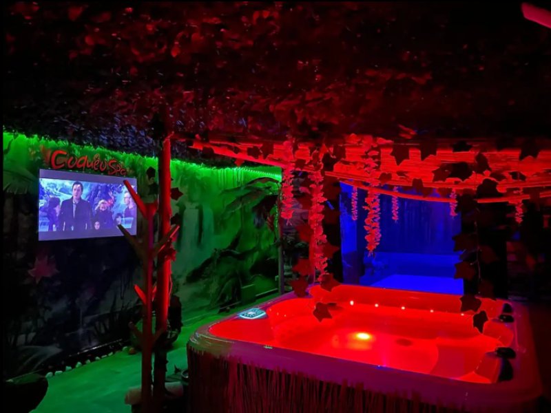 Photo Suite Tropical Spa & Sauna •Paris•Disneyland