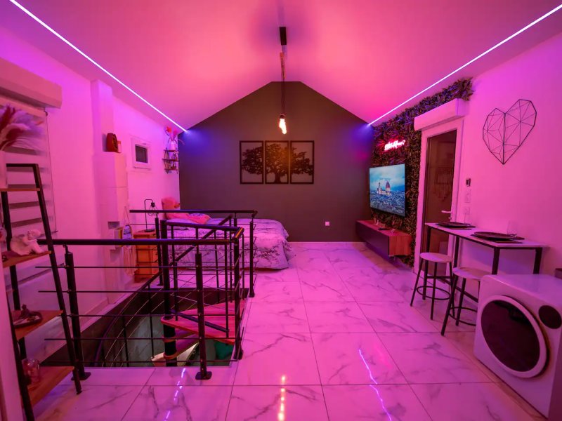 Photo L'Elixir d'Amour • Jacuzzi et sauna • Luxe-Confort